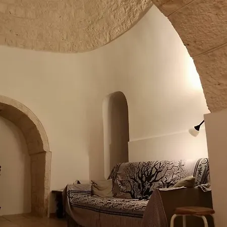 Trulli Di Zia Tata Locorotondo