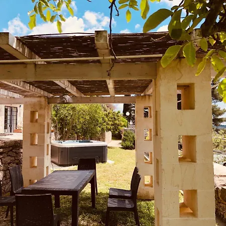 Landhuis Trulli Di Zia Tata